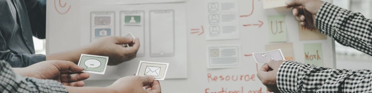 Les équipes produit et design conçoivent les nouveaux ecrans